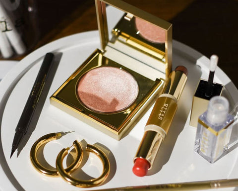 Why Is Everyone Talking About the Stila Heaven's Hue Highlighter?